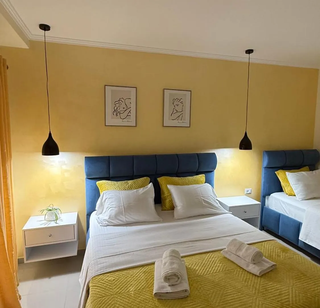 Appartement Your Home Pogradec Albanië